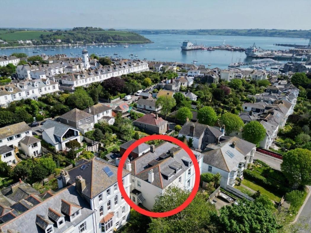 Pendennis - Bright Victorian Flat, Sea Views & Close To Beach Falmouth Luaran gambar